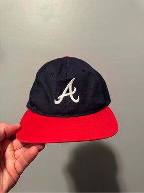 Atlanta Braves Navy & Red Baseball Cap